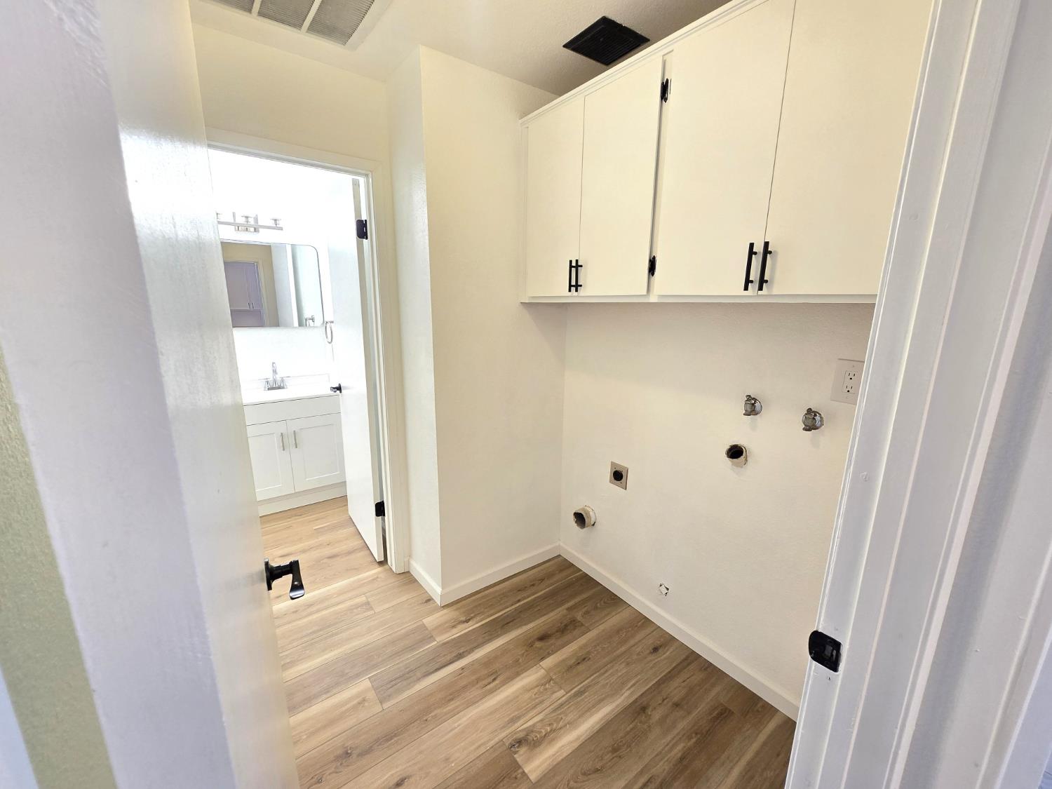 381 E Nees Ave #133, Fresno, CA 93720