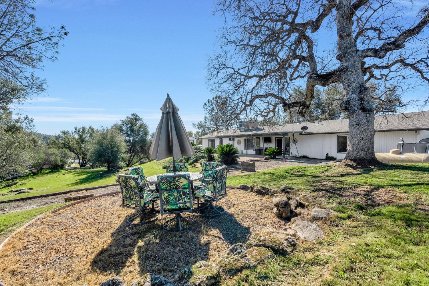 30535 Titan Dr, Coarsegold, CA 93614