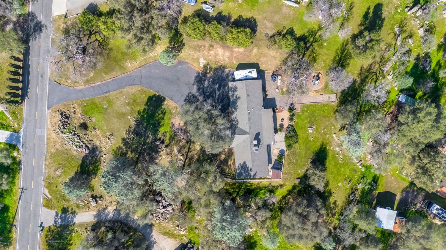 30535 Titan Dr, Coarsegold, CA 93614