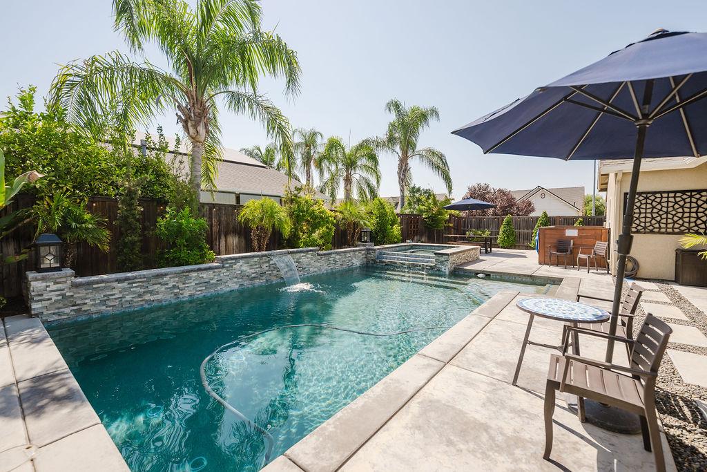 3136 N Mckelvey Ave, Fresno, CA 93727
