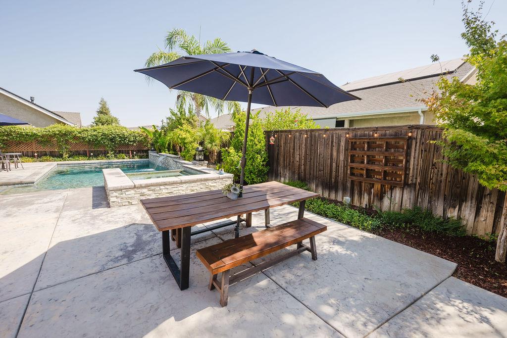 3136 N Mckelvey Ave, Fresno, CA 93727