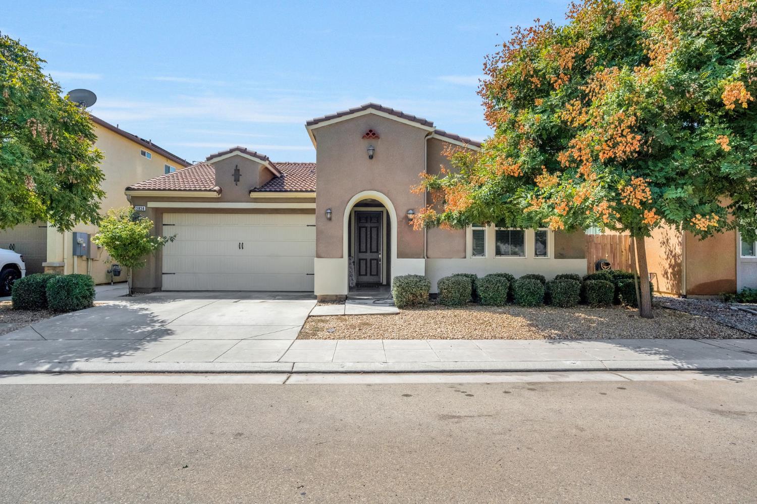 3834 Hampton Way, Clovis, CA 93619