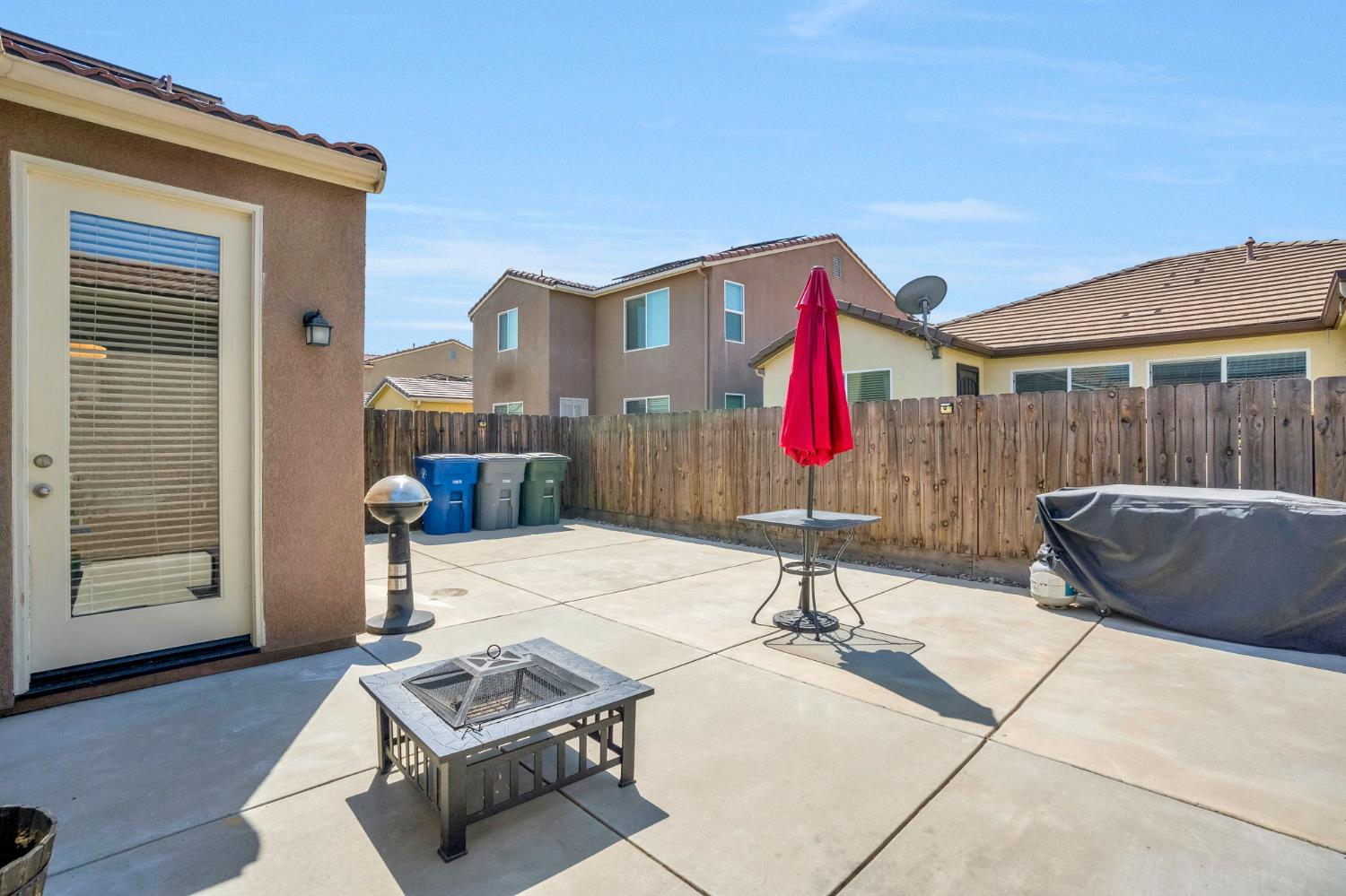 3834 Hampton Way, Clovis, CA 93619