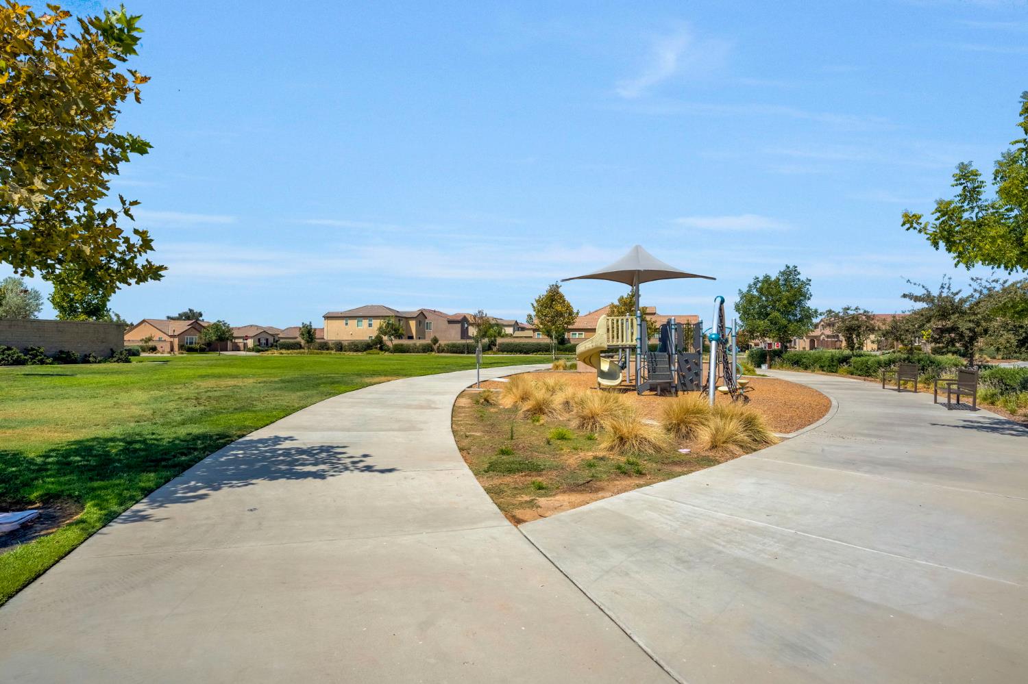 3834 Hampton Way, Clovis, CA 93619