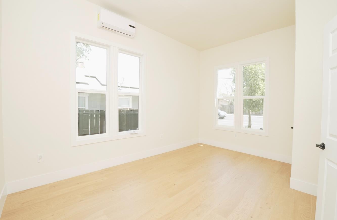 1217 N Palm Ave, Fresno, CA 93728