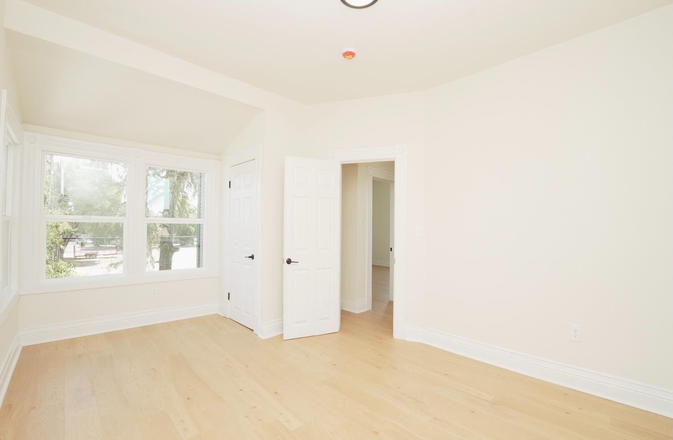 1217 N Palm Ave, Fresno, CA 93728