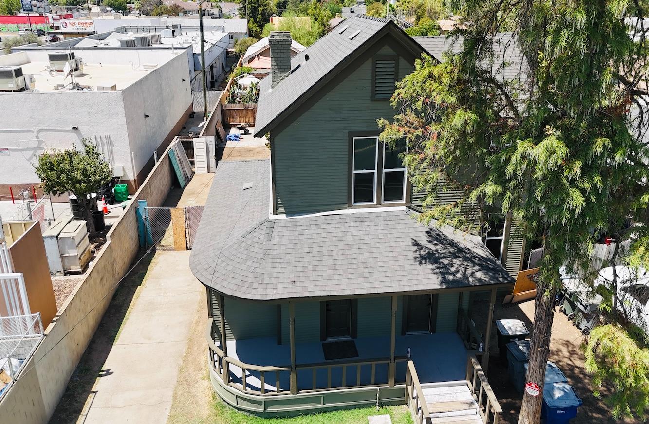 1217 N Palm Ave, Fresno, CA 93728