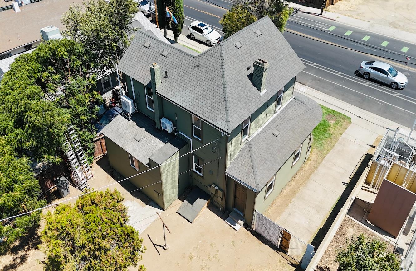 1217 N Palm Ave, Fresno, CA 93728