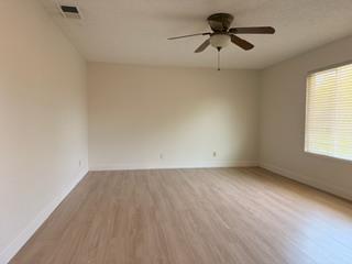 743 E Minaretes Ave, Fresno, CA 93720