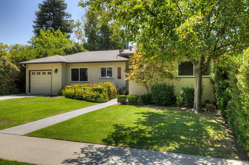 116 E Cortland Ave, Fresno, CA 93704