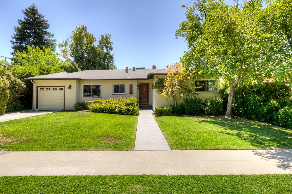 116 E Cortland Ave, Fresno, CA 93704