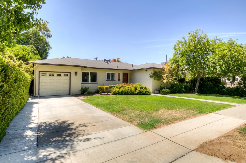 116 E Cortland Ave, Fresno, CA 93704