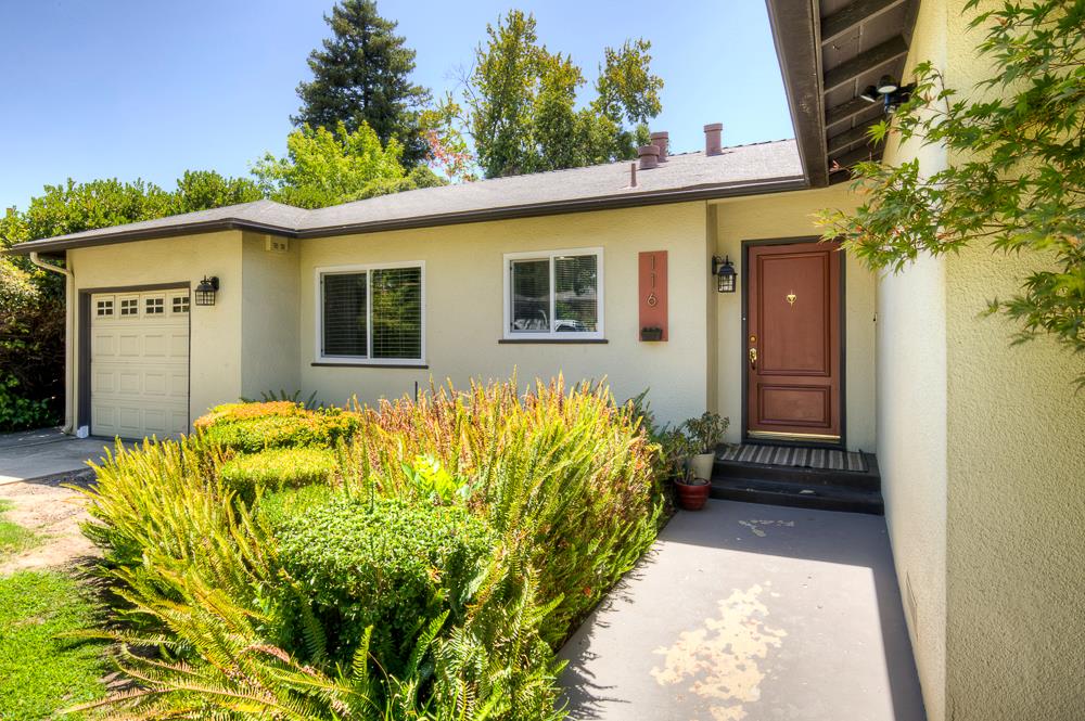 116 E Cortland Ave, Fresno, CA 93704