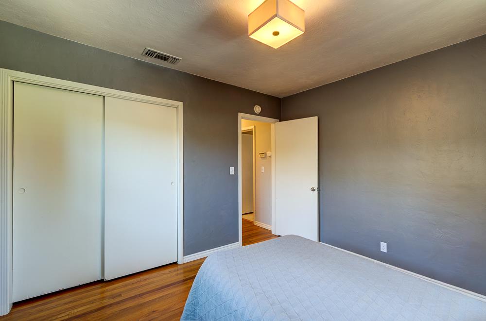 116 E Cortland Ave, Fresno, CA 93704
