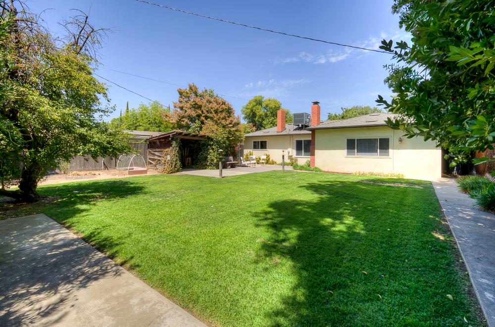 116 E Cortland Ave, Fresno, CA 93704