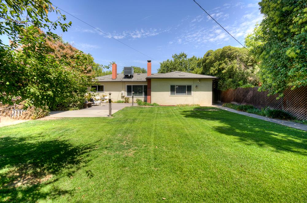 116 E Cortland Ave, Fresno, CA 93704