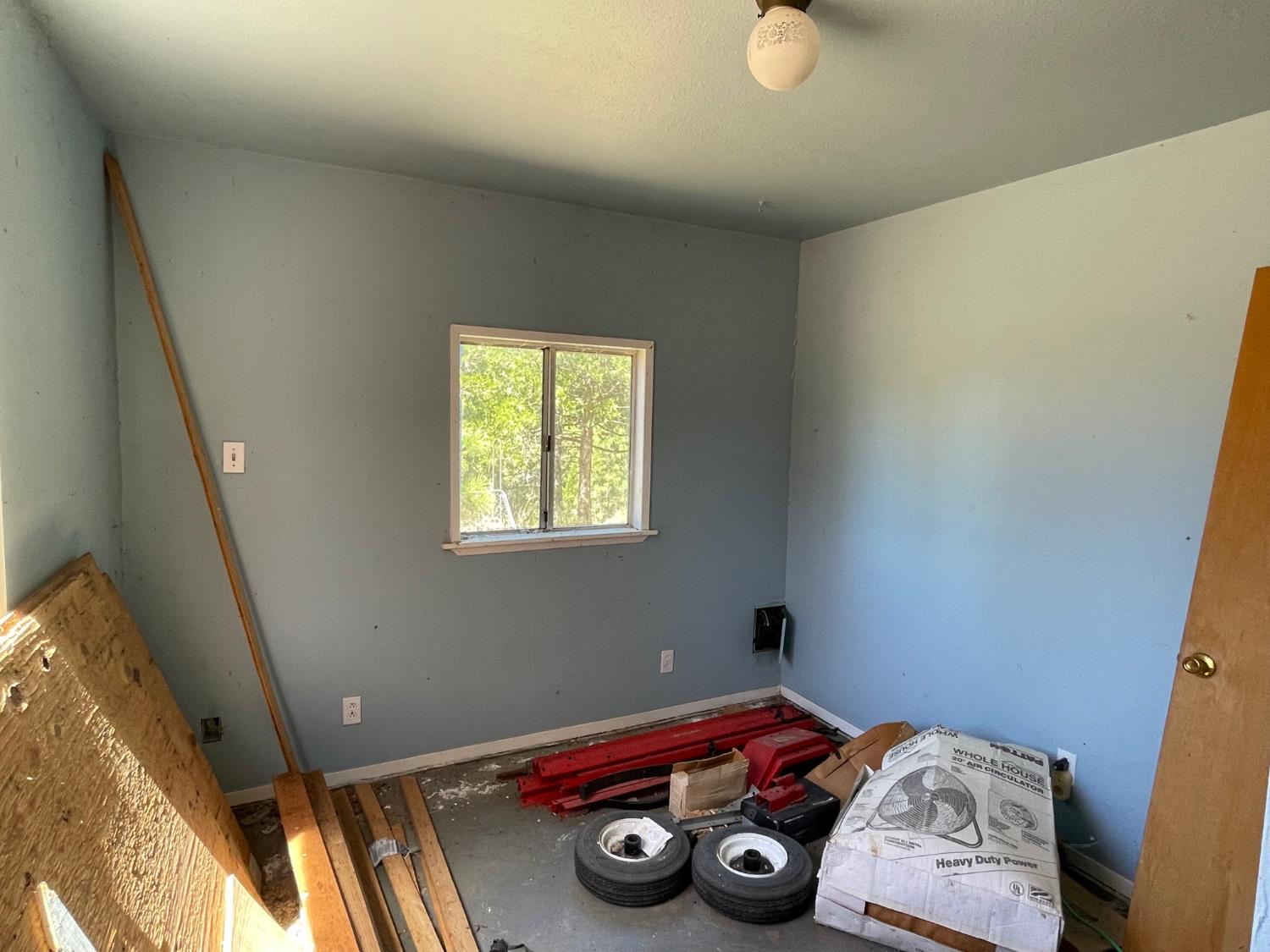 6122 Chowchilla Mountain Rd, Mariposa, CA 95338