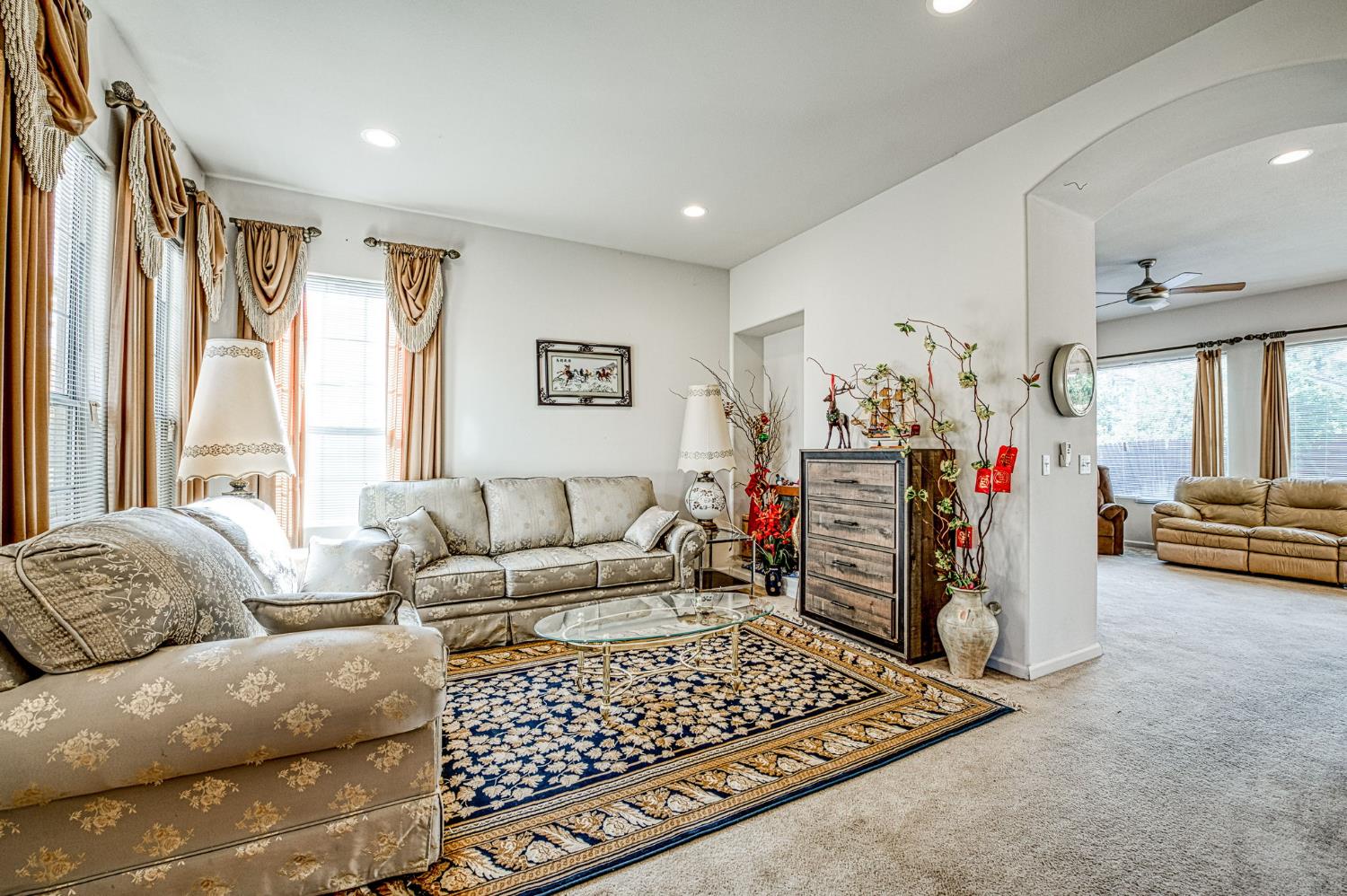 2890 Mesa Ave, Clovis, CA 93611
