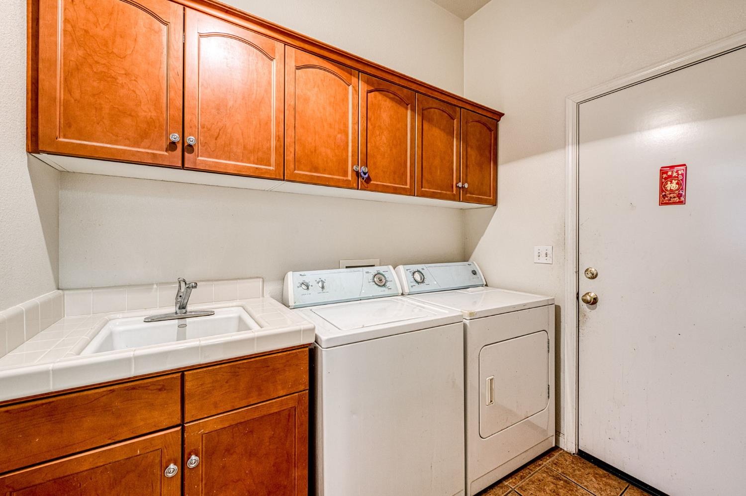 2890 Mesa Ave, Clovis, CA 93611