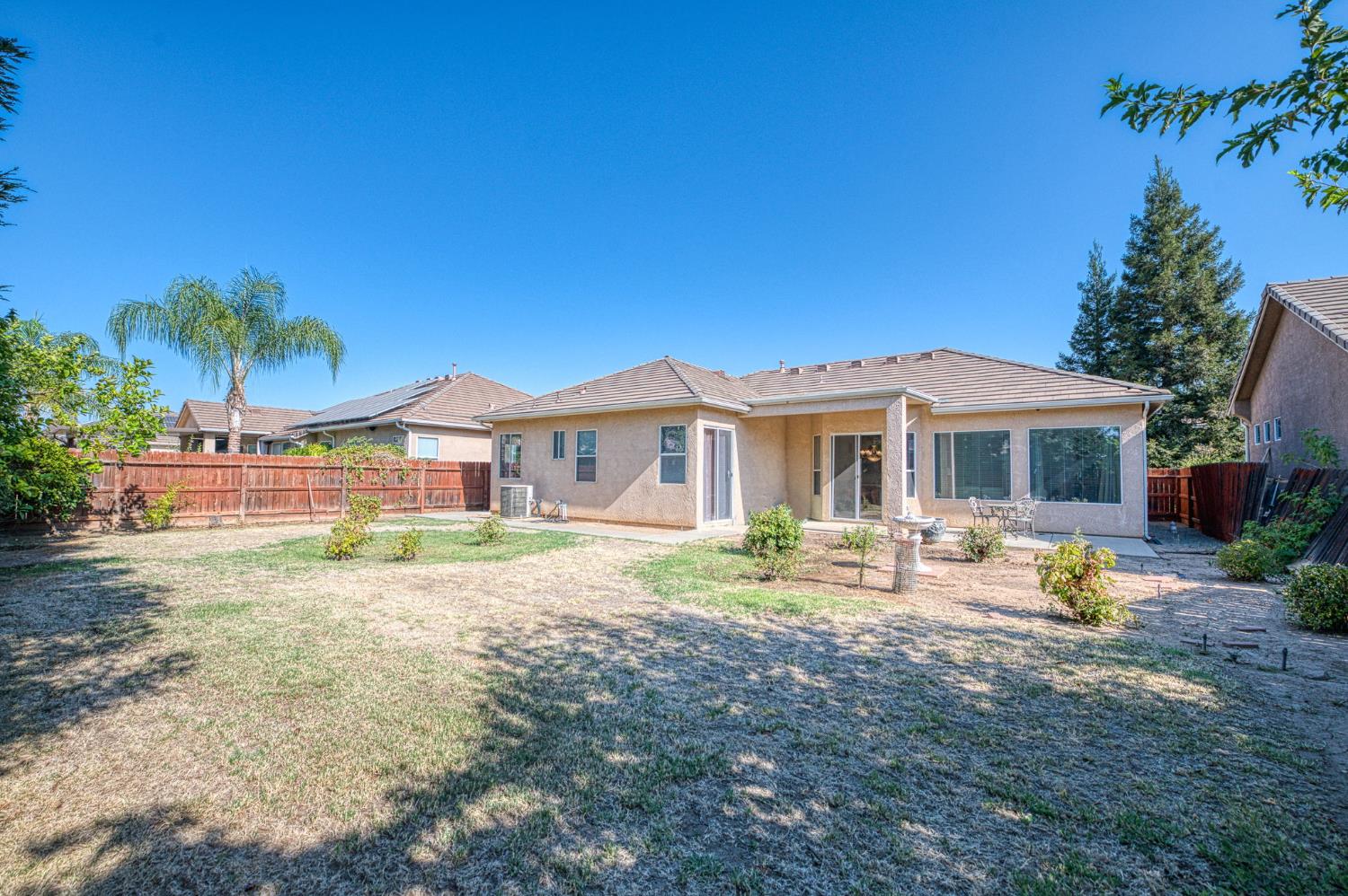 2890 Mesa Ave, Clovis, CA 93611