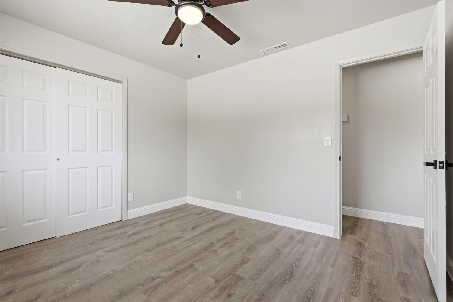 37307 Mistletoe Rd, Yokuts Valley, CA 93675