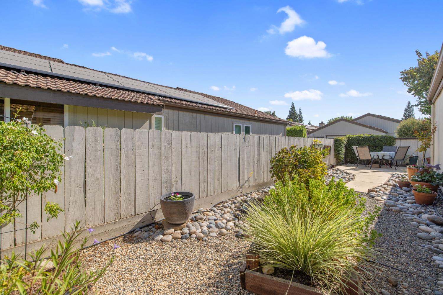 1948 Cougar Ln, Clovis, CA 93611