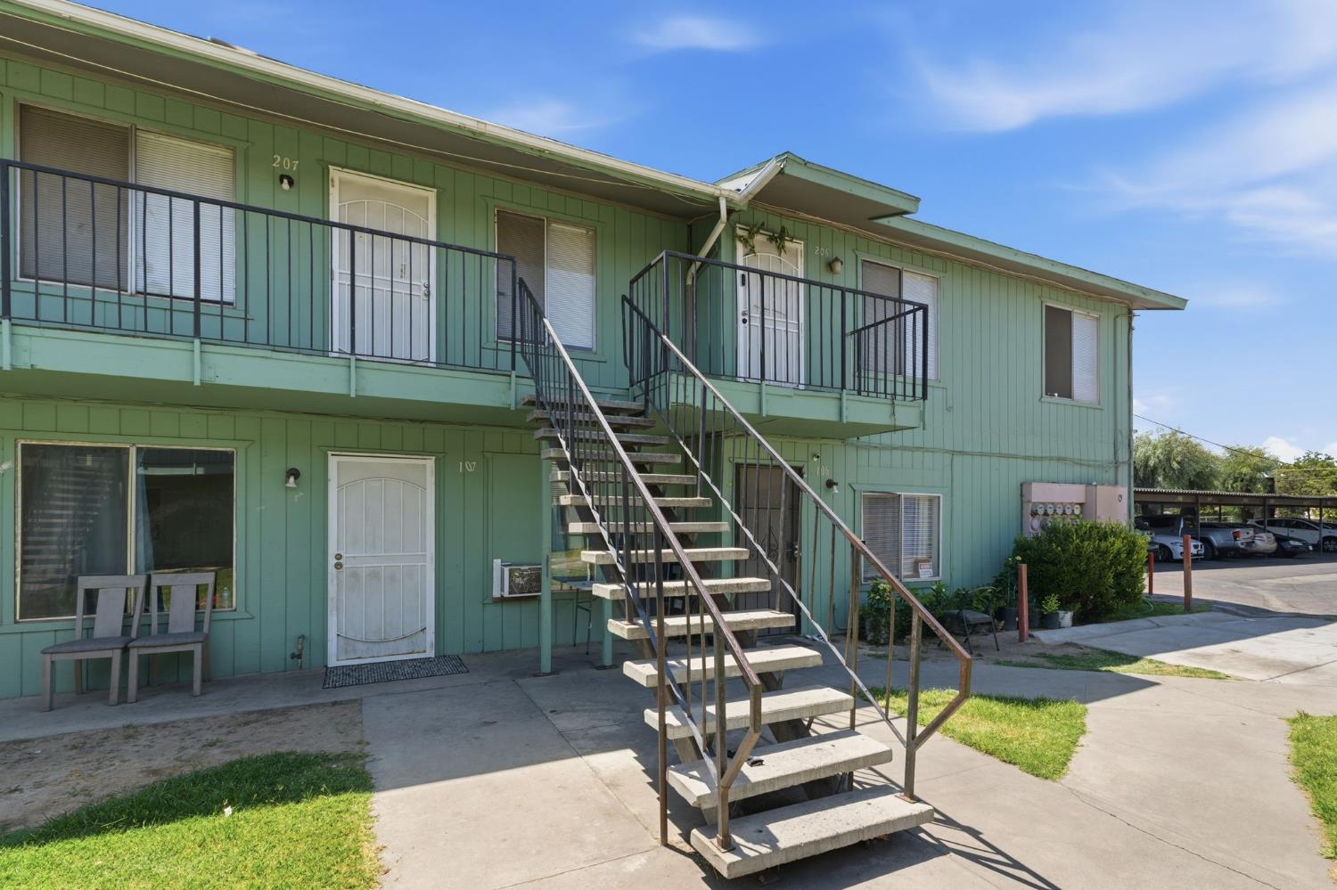 425 S Maple Ave #101, Fresno, CA 93702