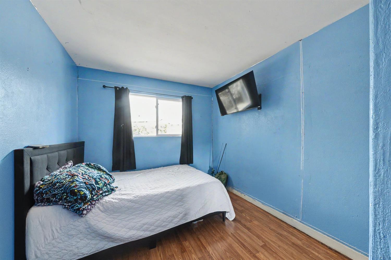 2673 S Tupman, Fresno, CA 93706