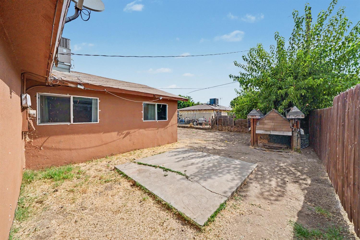 2673 S Tupman, Fresno, CA 93706