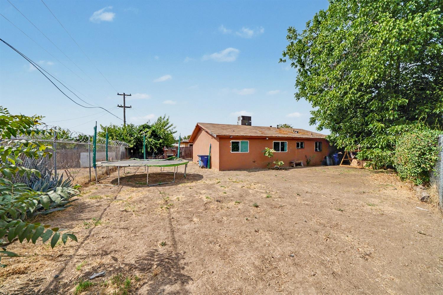 2673 S Tupman, Fresno, CA 93706