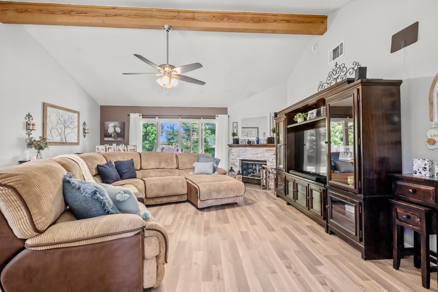 18746 Auburn Way, Madera, CA 93638
