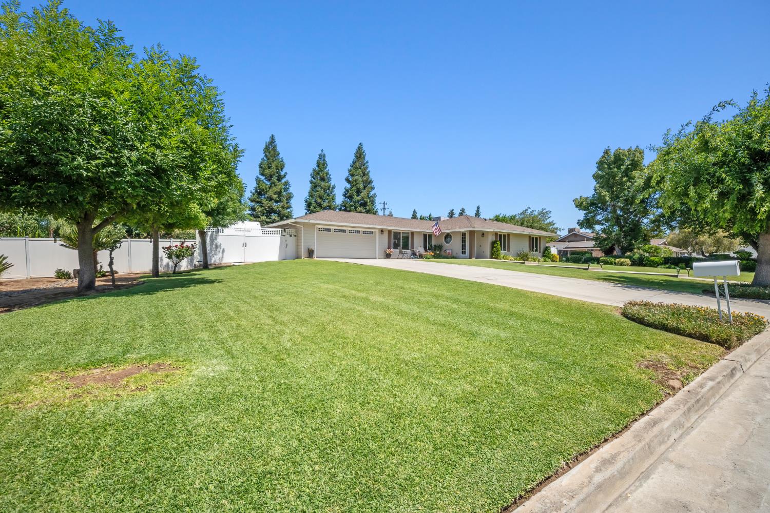 18746 Auburn Way, Madera, CA 93638