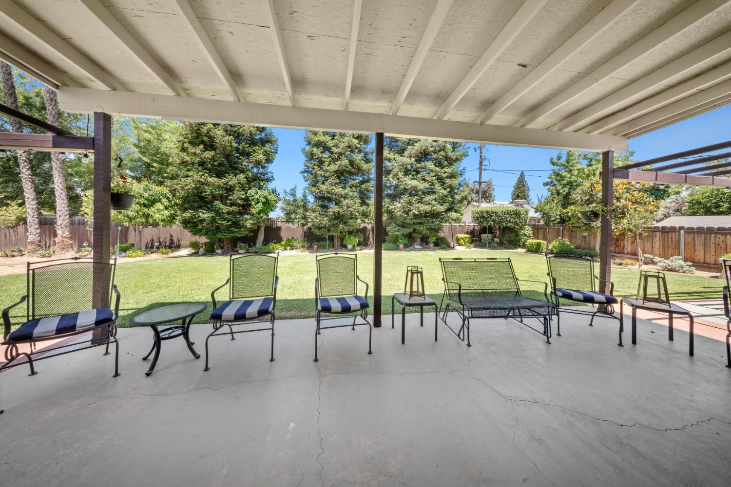 18746 Auburn Way, Madera, CA 93638