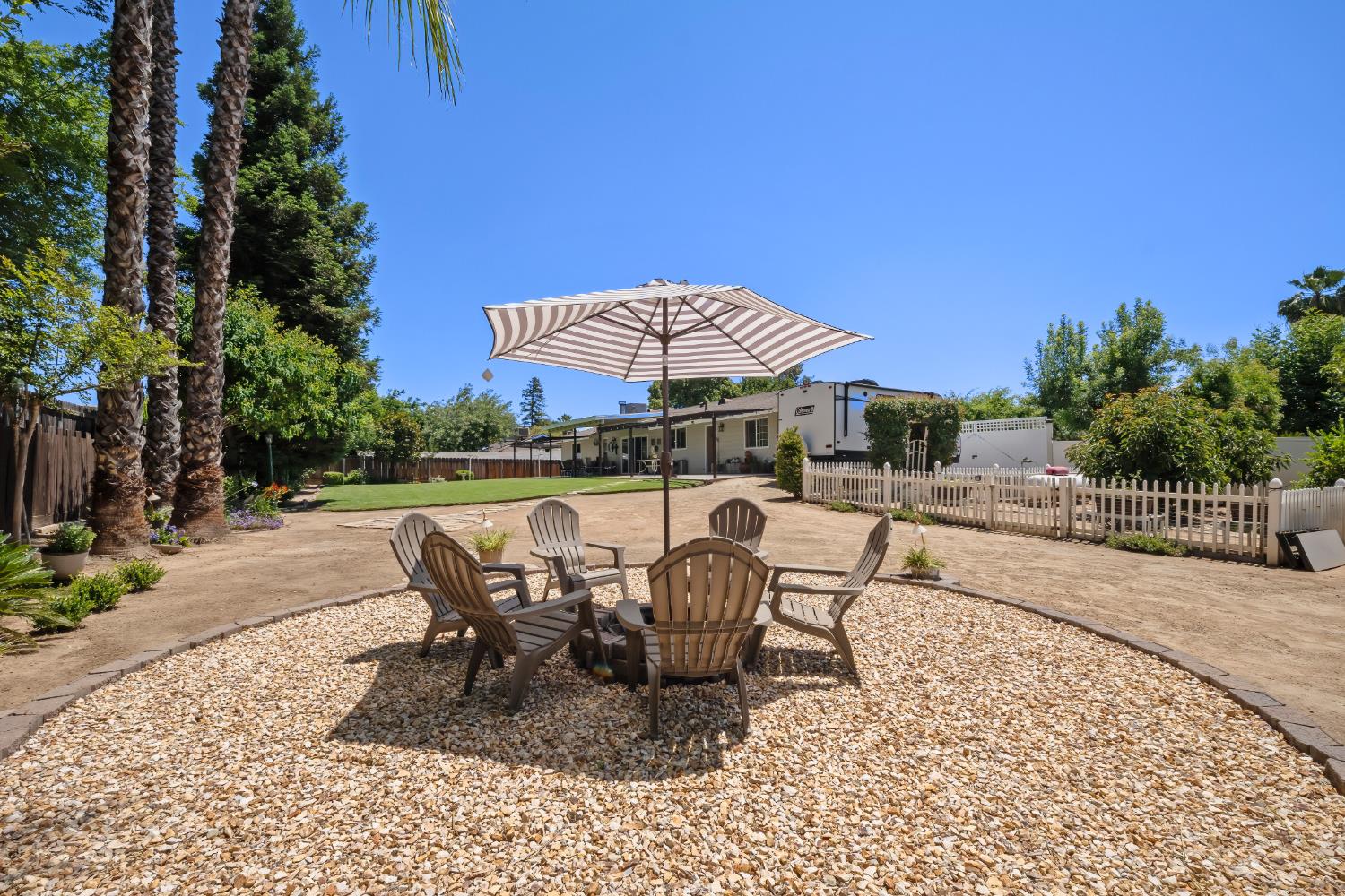 18746 Auburn Way, Madera, CA 93638