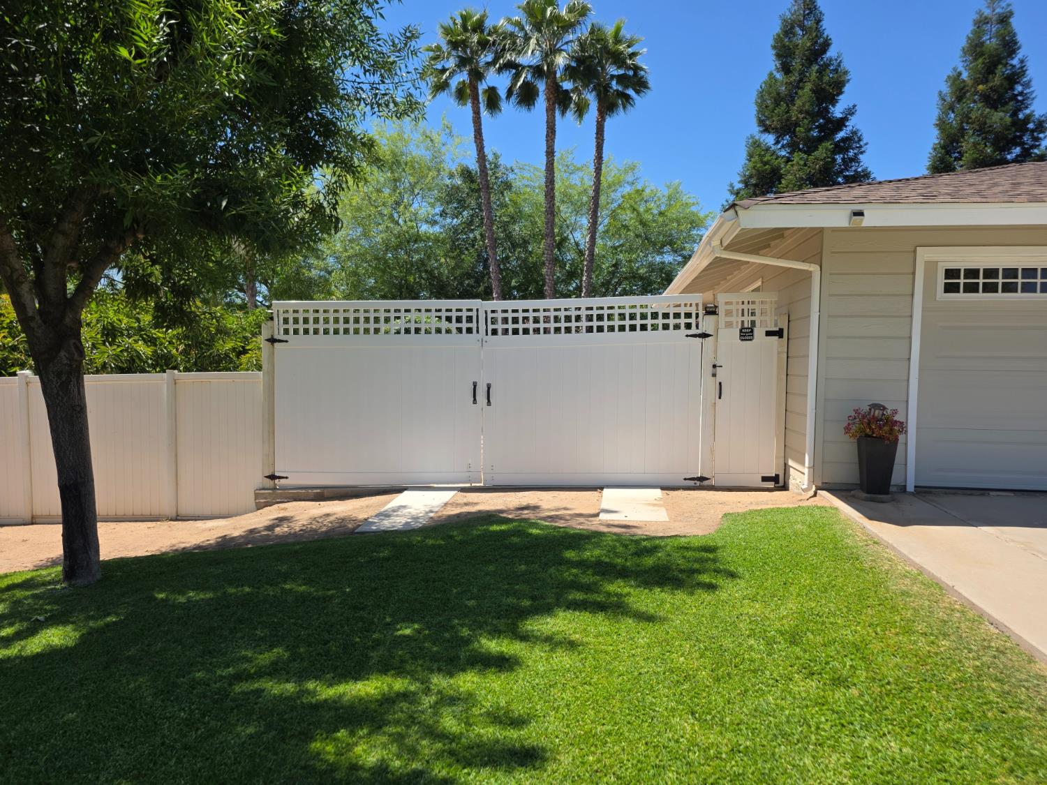 18746 Auburn Way, Madera, CA 93638