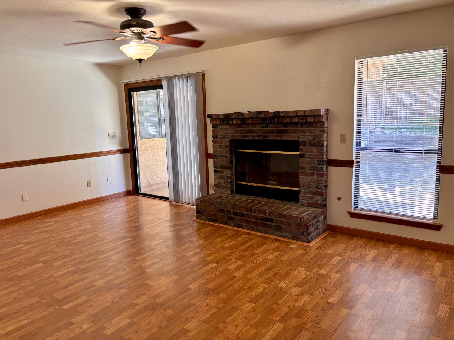 1647 E Serena Ave, Fresno, CA 93720