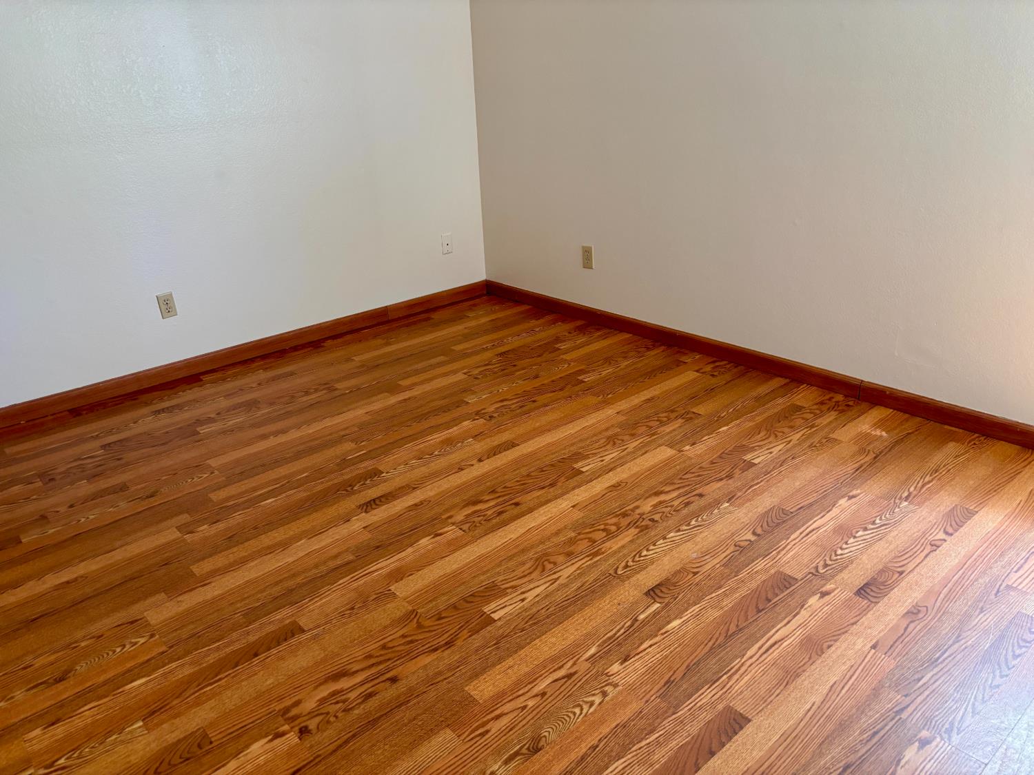1647 E Serena Ave, Fresno, CA 93720