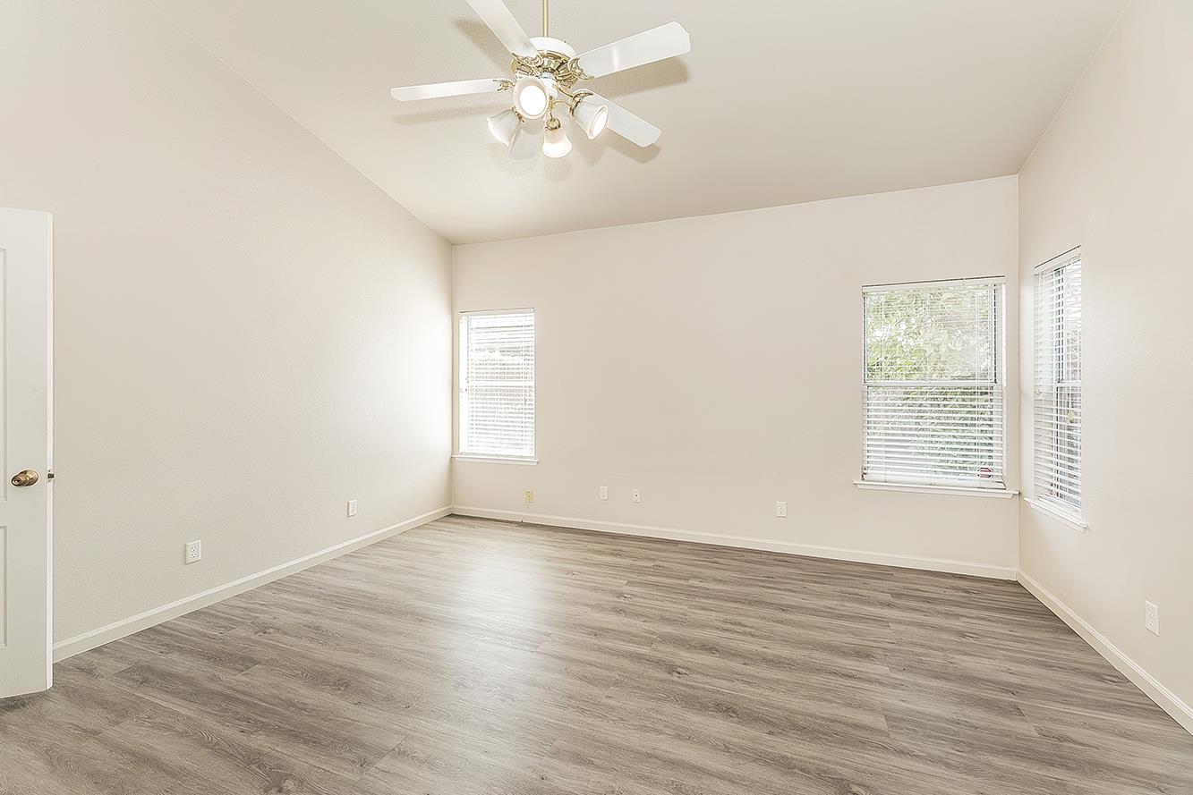 7246 N Laval Ave, Fresno, CA 93720