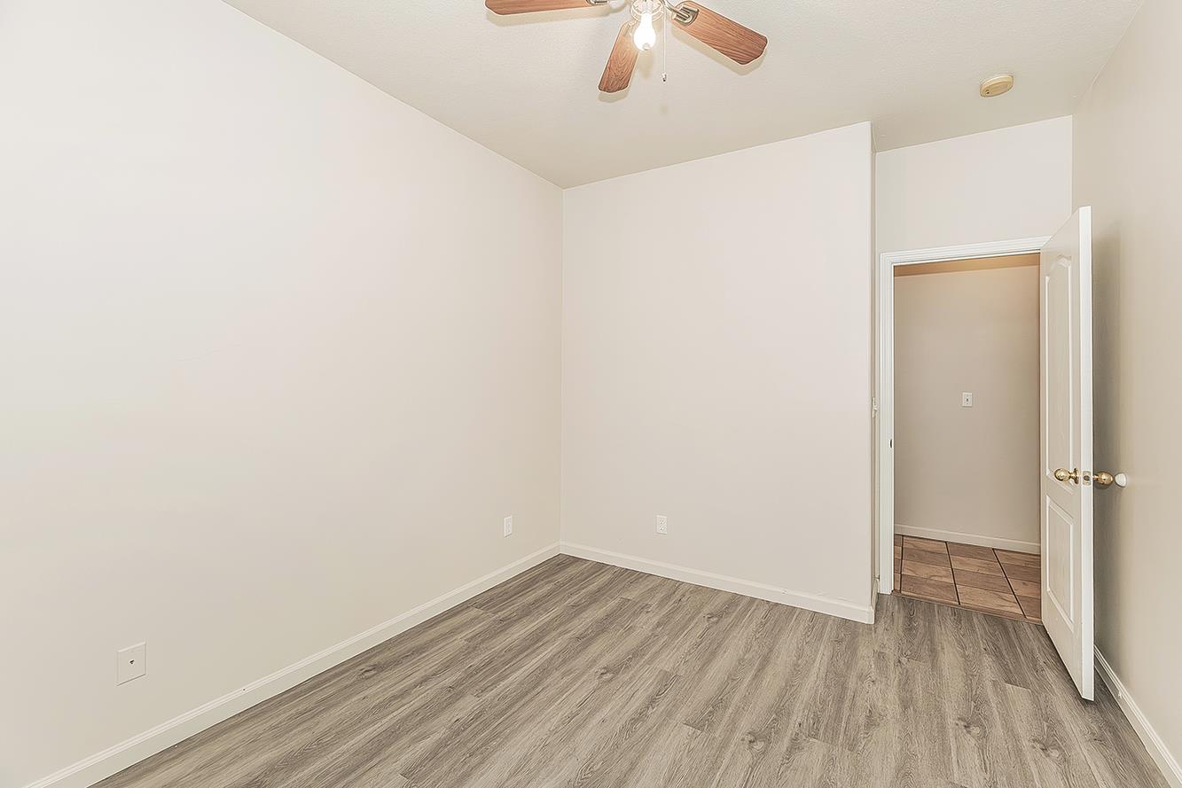 7246 N Laval Ave, Fresno, CA 93720