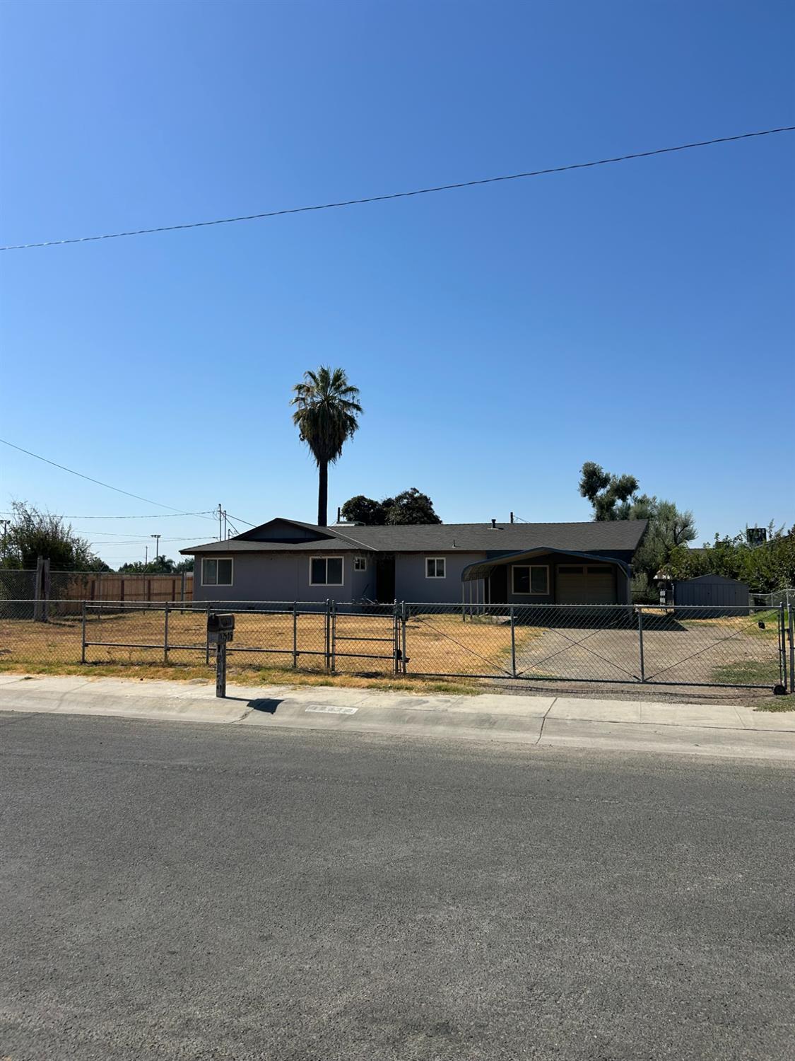 12579 414 Ave, Orosi, CA 93647