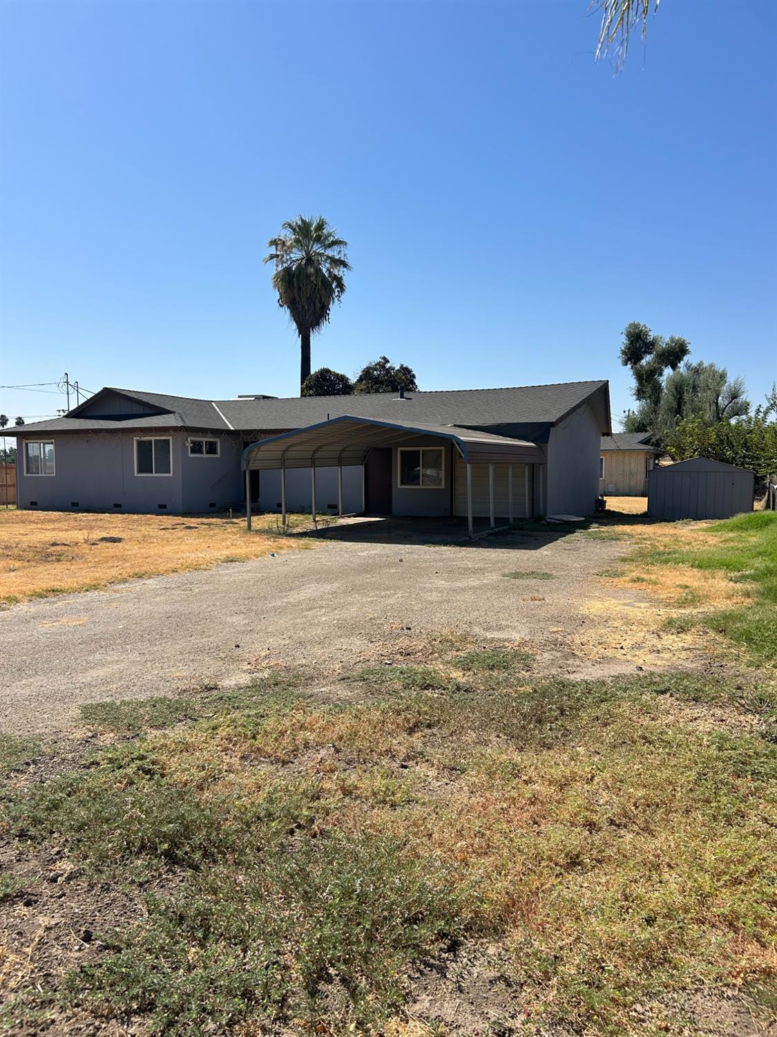 12579 414 Ave, Orosi, CA 93647
