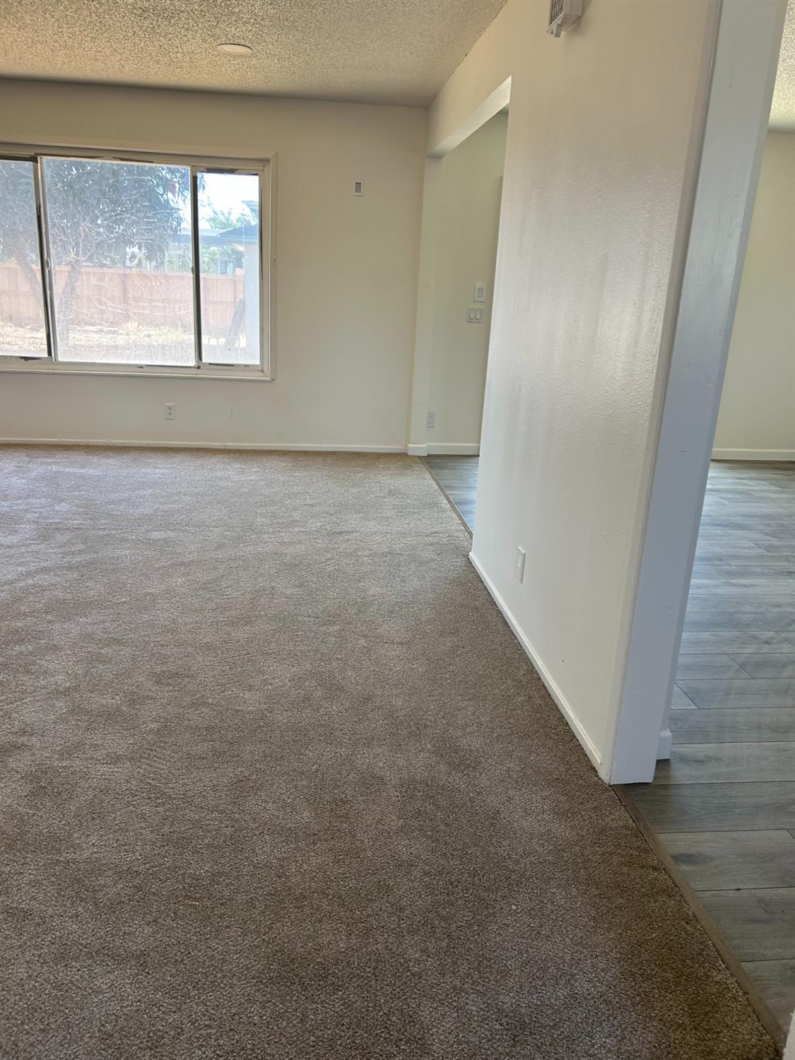 12579 414 Ave, Orosi, CA 93647