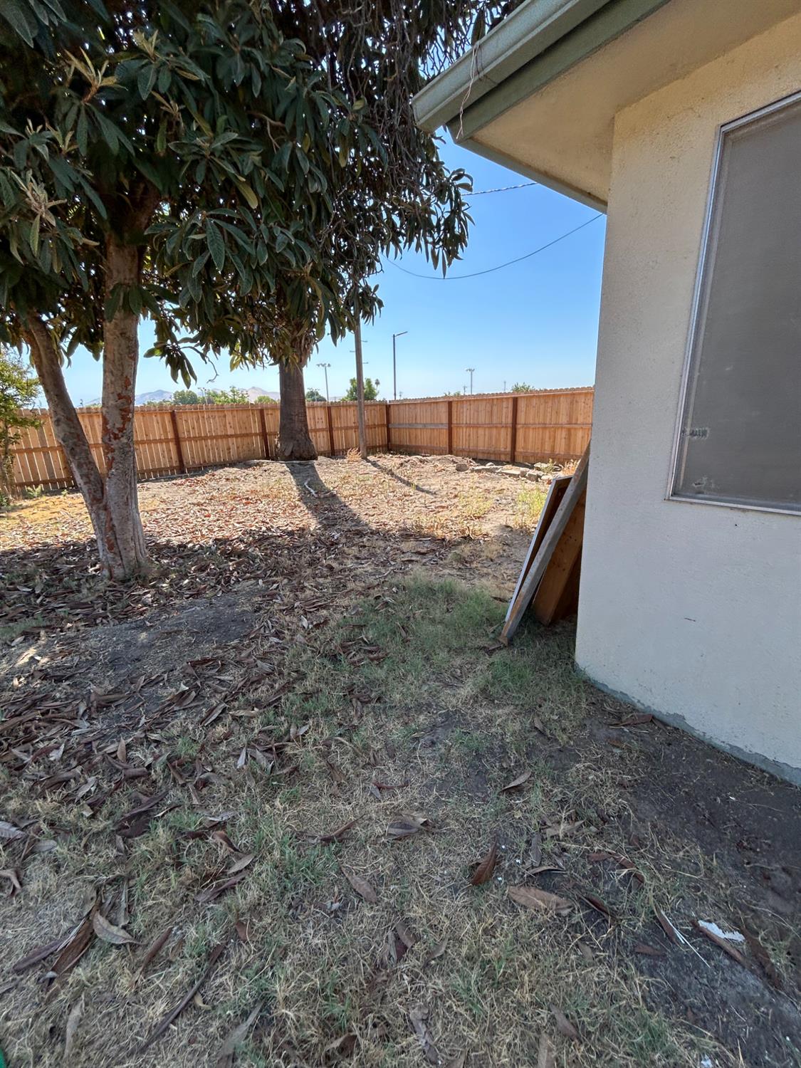 12579 414 Ave, Orosi, CA 93647