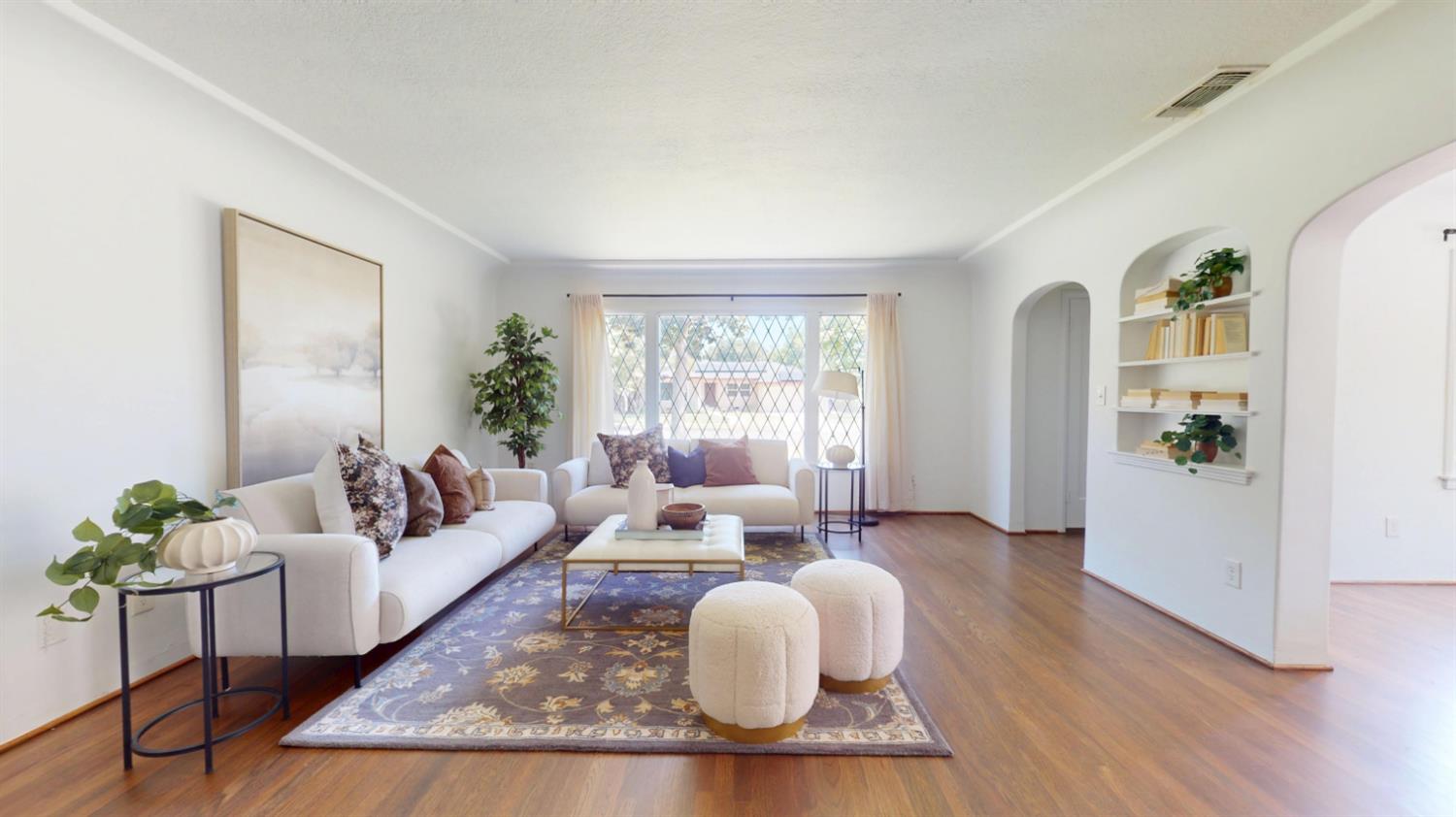 1481 N Adoline Ave, Fresno, CA 93728