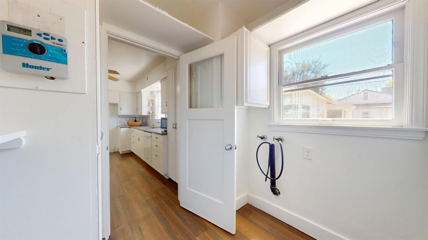 1481 N Adoline Ave, Fresno, CA 93728
