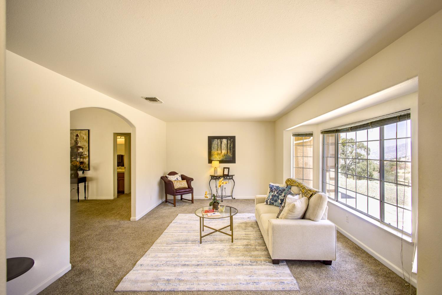 27557 Paradise Valley Ln, Clovis, CA 93619