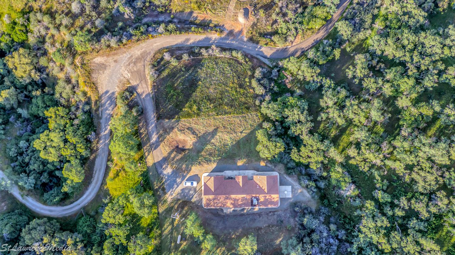 27557 Paradise Valley Ln, Clovis, CA 93619