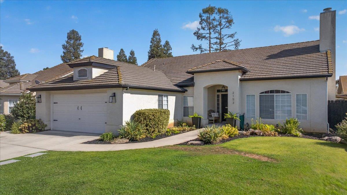 2153 E Ryan Ave, Fresno, CA 93720