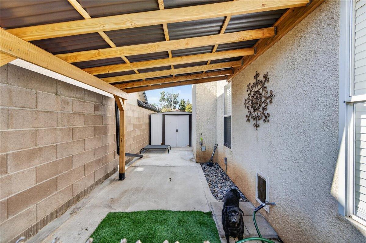 2153 E Ryan Ave, Fresno, CA 93720