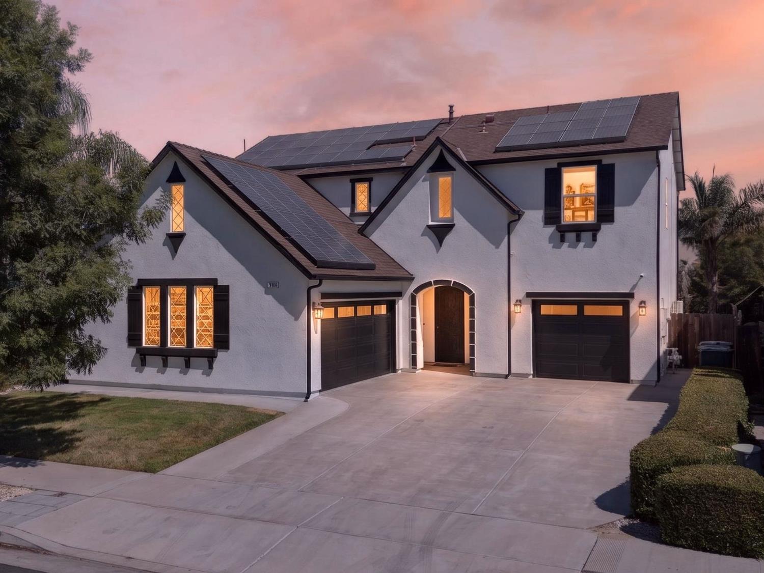 650 Firenze St, Lemoore, CA 93245